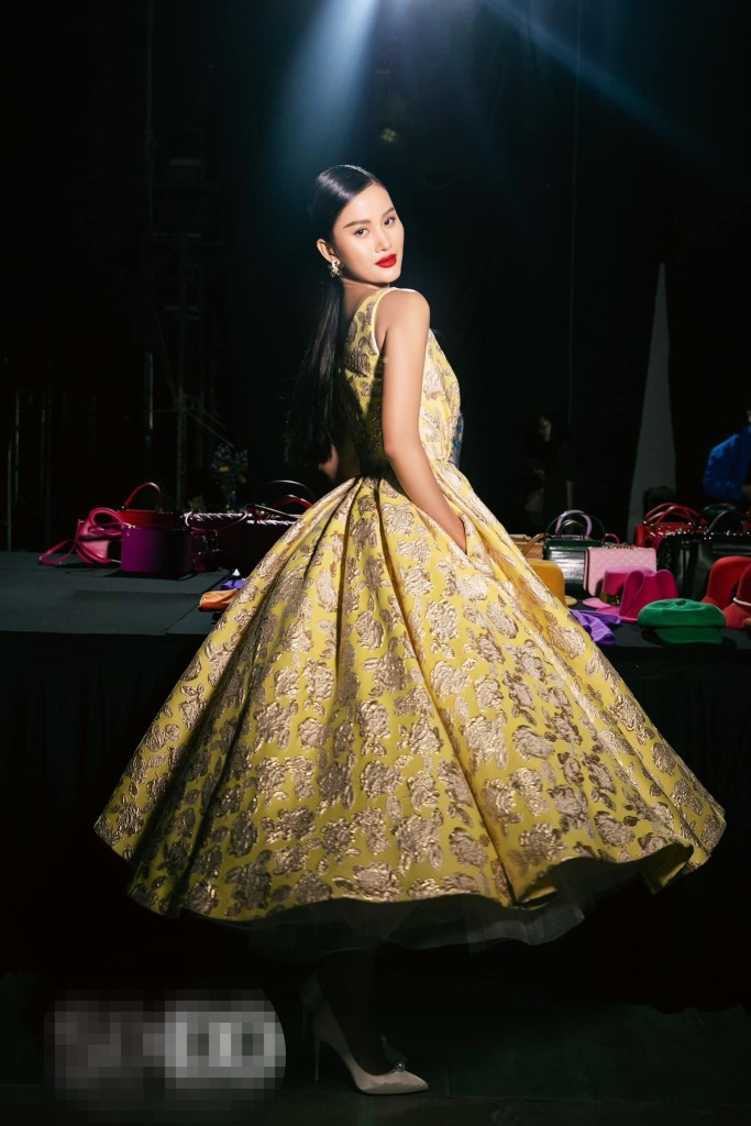 huong-ly-1-448-1.jpg