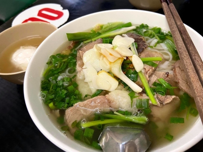 Ba món ăn Việt vào top ẩm thực đường phố châu Á