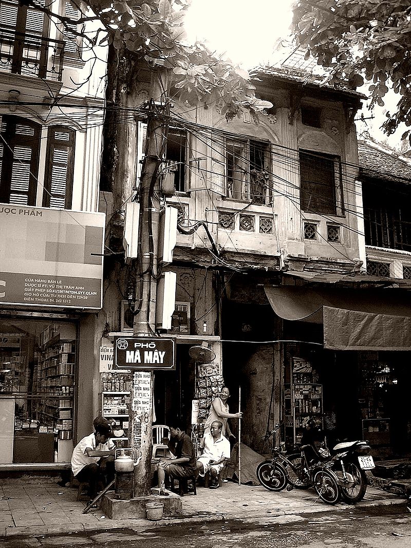 800px-ma-may-1.jpg